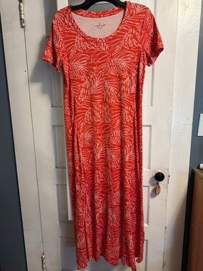 Cuddl Duds Coral and White Short-Sleeve Maxi Dress